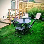 Casa de Férias La Petite Maison De Vernon-giverny, Cosy Avec Jardin à 7 Min De Giverny, Wifi, Parking Gratuit Dans La Rue, Calme
