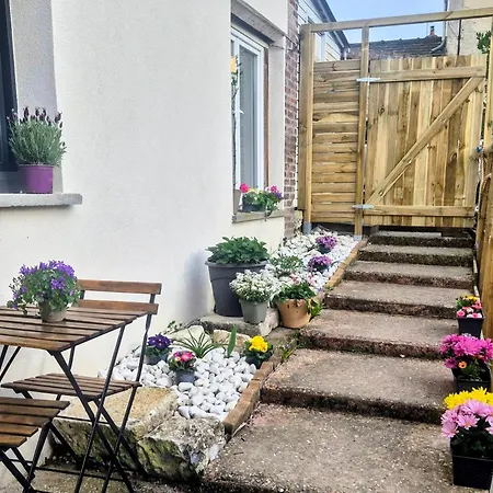 Casa de Férias La Petite Maison De Vernon-giverny, Cosy Avec Jardin à 7 Min De Giverny, Wifi, Parking Gratuit Dans La Rue, Calme Vernon (Eure)