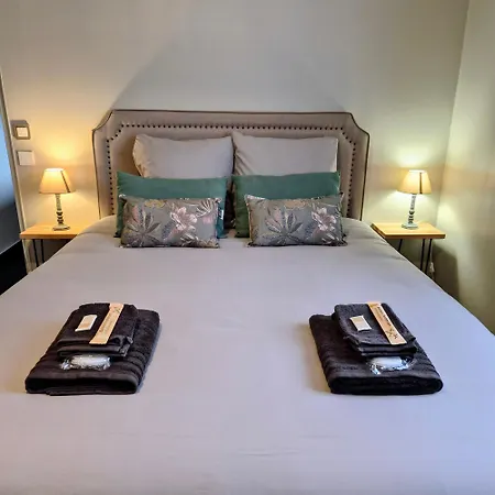 La Petite Maison De Vernon-giverny, Cosy Avec Jardin A 7 Min De Giverny, Sauna, Wifi, Parking Gratuit Dans La Rue, Calme