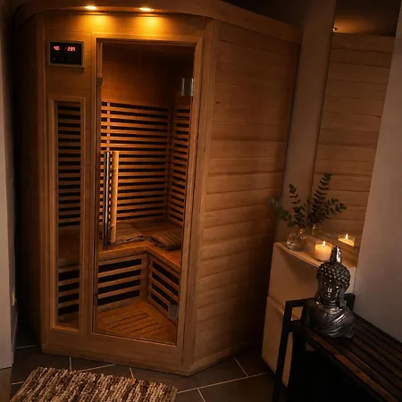 Hébergement de vacances La Petite Maison De Vernon-giverny, Cosy Avec Jardin à 7 Min De Giverny, Sauna, Wifi, Parking Gratuit Dans La Rue, Calme Vernon (Eure)